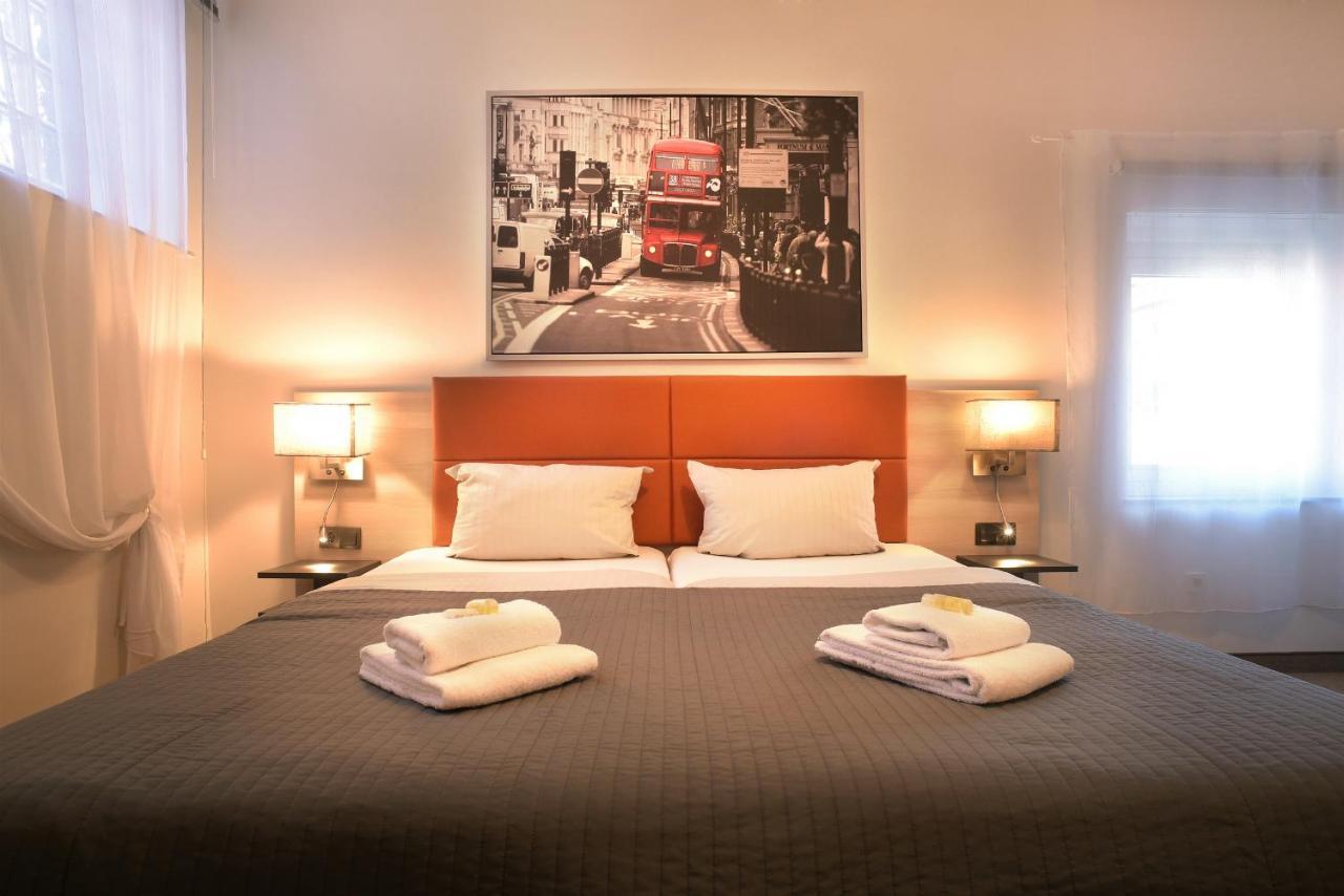 Hotel Buergerhof Cologne Exterior photo